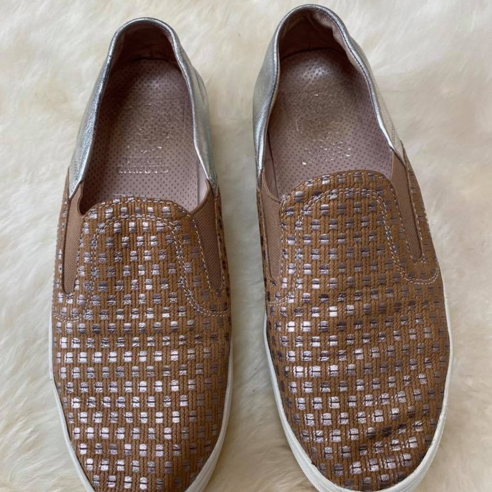 Vince Camuto loafer sneaker, size 7.5 - Picture 7 of 12
